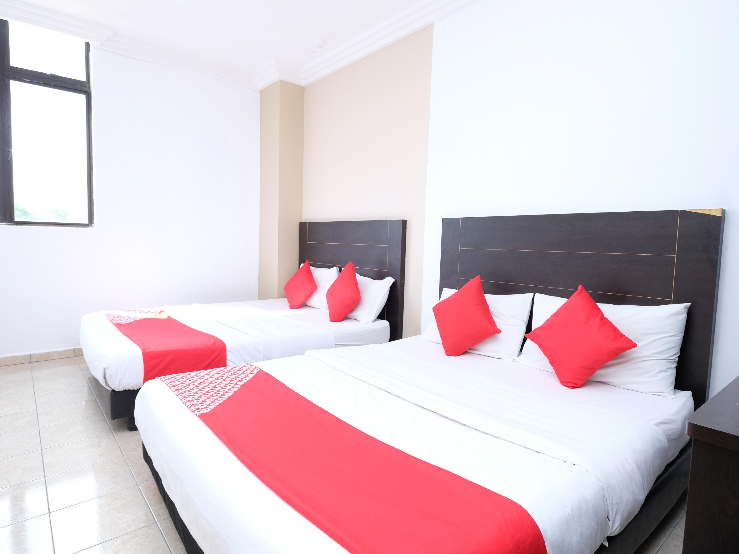 OYO 717 Mr J Hotel Wakaf Che Yeh 2 Eksteriør billede