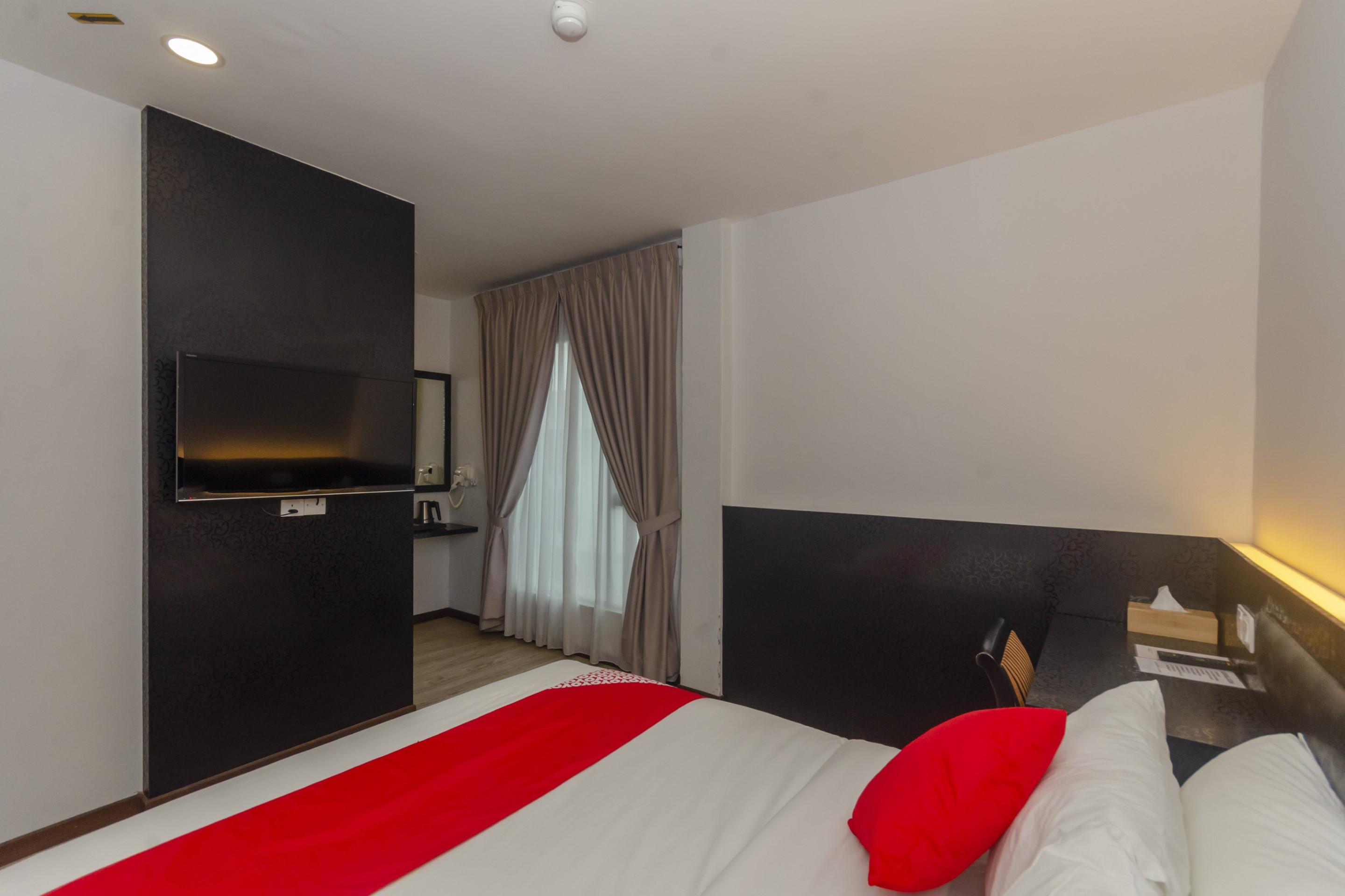 OYO 717 Mr J Hotel Wakaf Che Yeh 2 Eksteriør billede