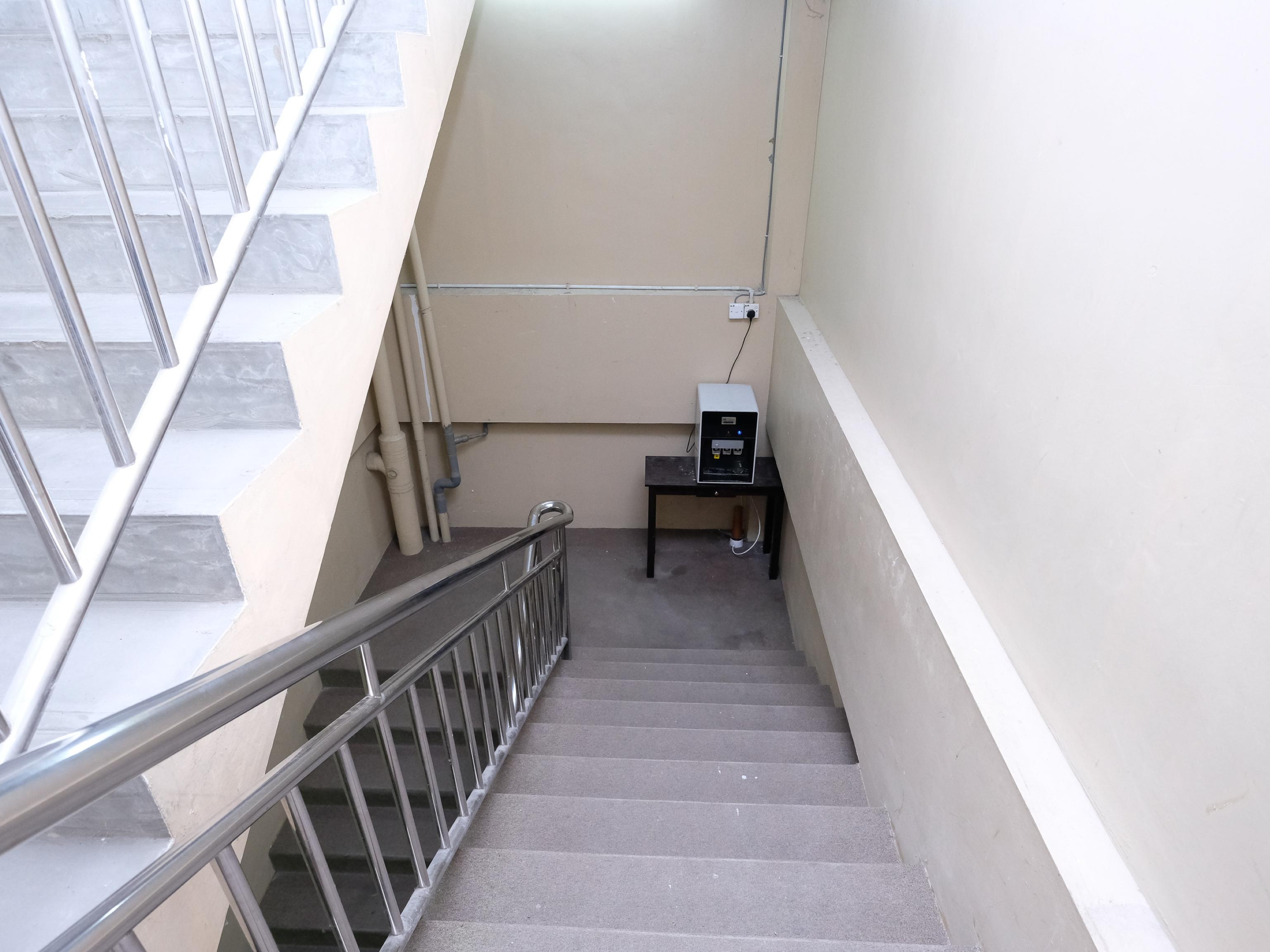 OYO 717 Mr J Hotel Wakaf Che Yeh 2 Eksteriør billede