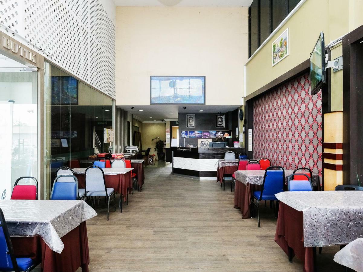 OYO 717 Mr J Hotel Wakaf Che Yeh 2 Eksteriør billede
