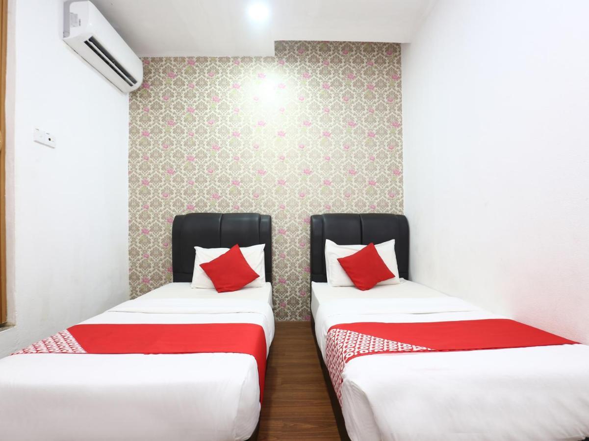 OYO 717 Mr J Hotel Wakaf Che Yeh 2 Eksteriør billede
