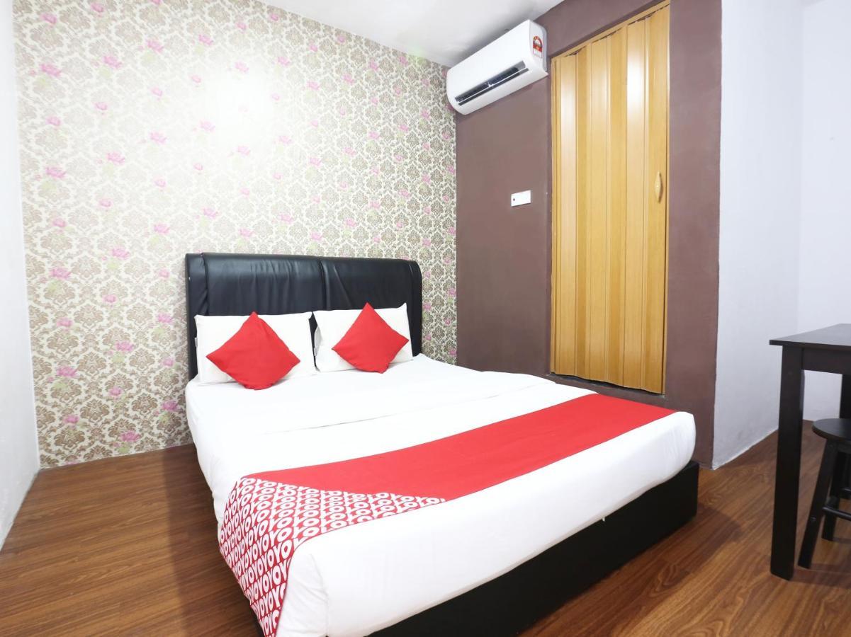 OYO 717 Mr J Hotel Wakaf Che Yeh 2 Eksteriør billede