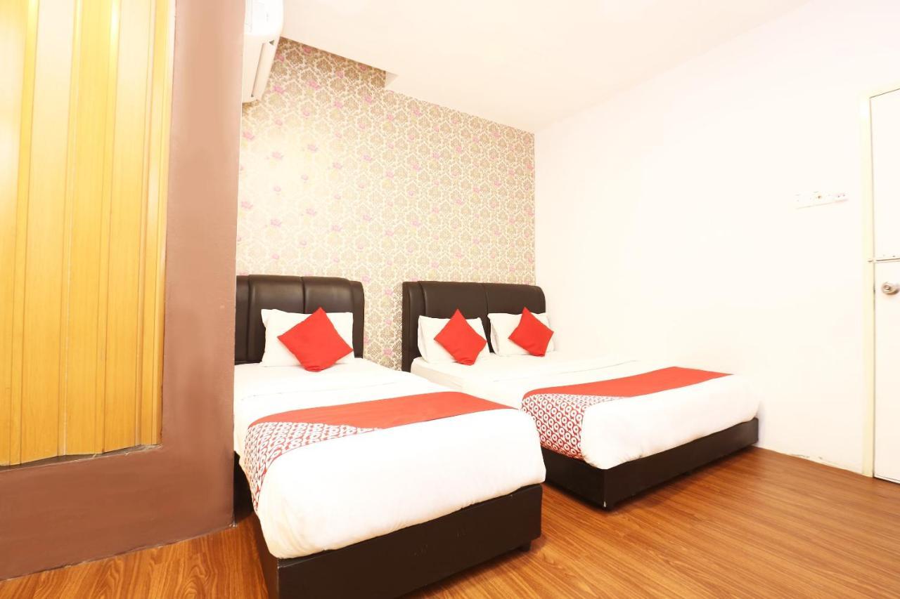 OYO 717 Mr J Hotel Wakaf Che Yeh 2 Eksteriør billede