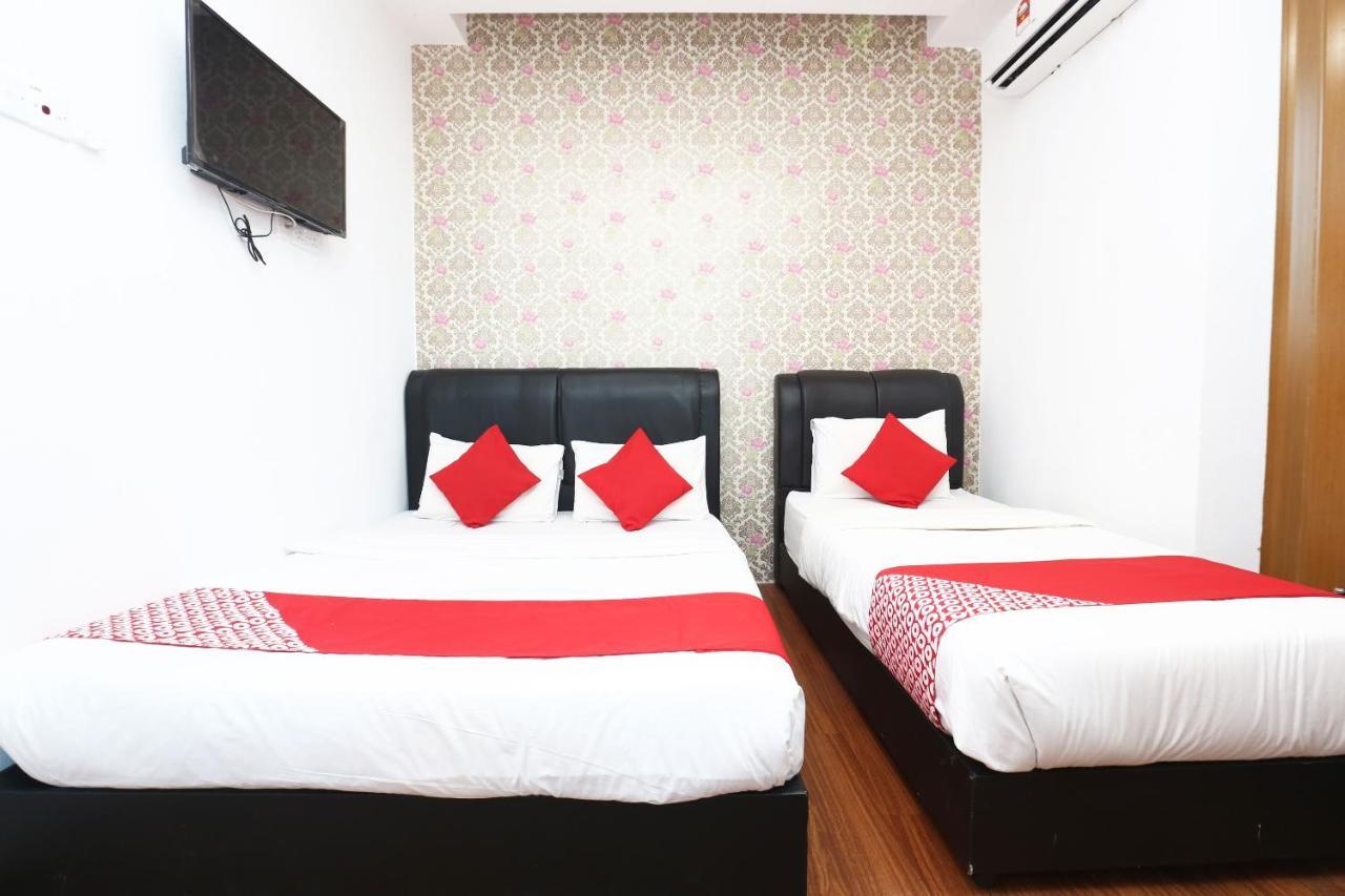 OYO 717 Mr J Hotel Wakaf Che Yeh 2 Eksteriør billede