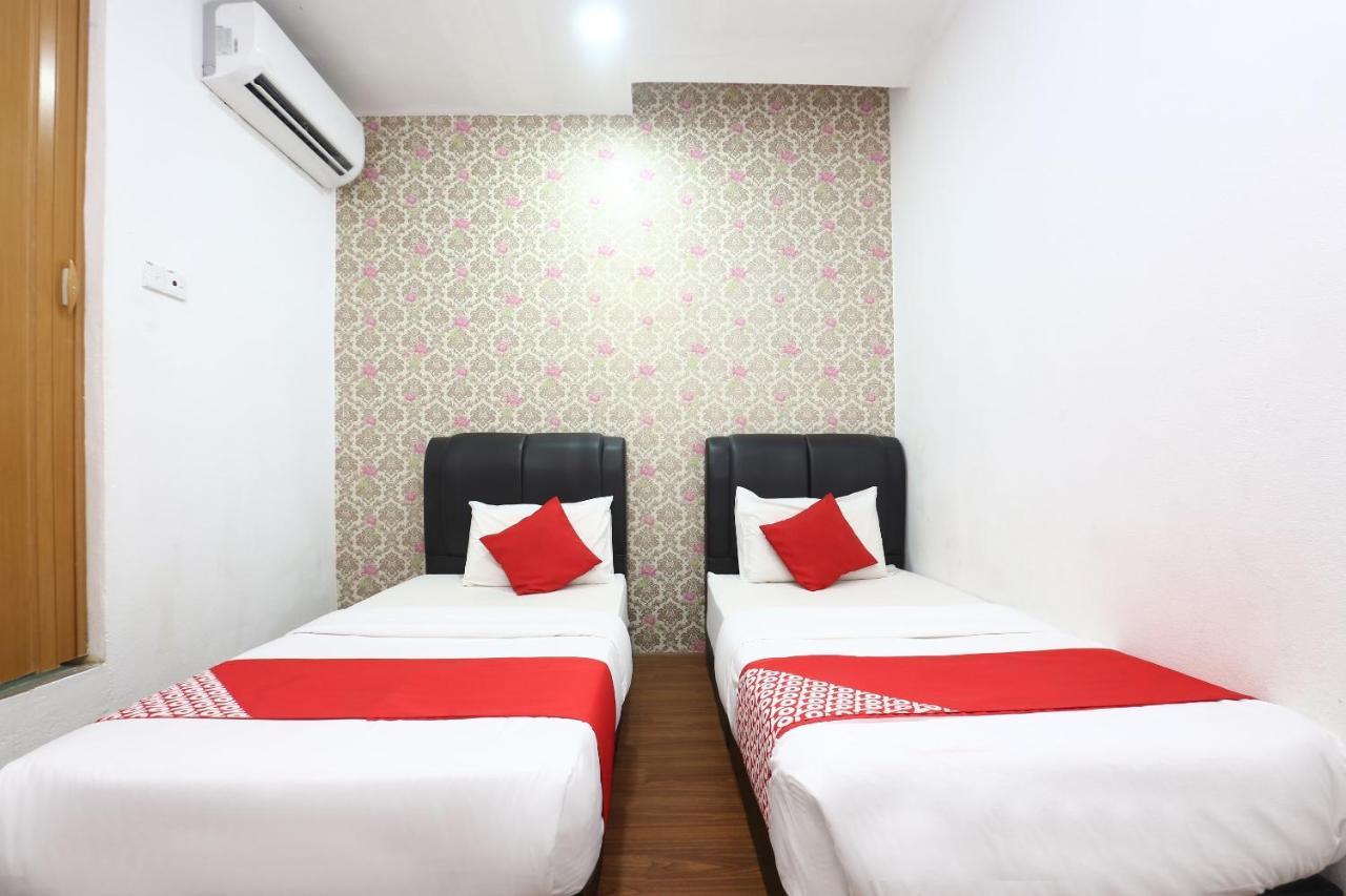 OYO 717 Mr J Hotel Wakaf Che Yeh 2 Eksteriør billede