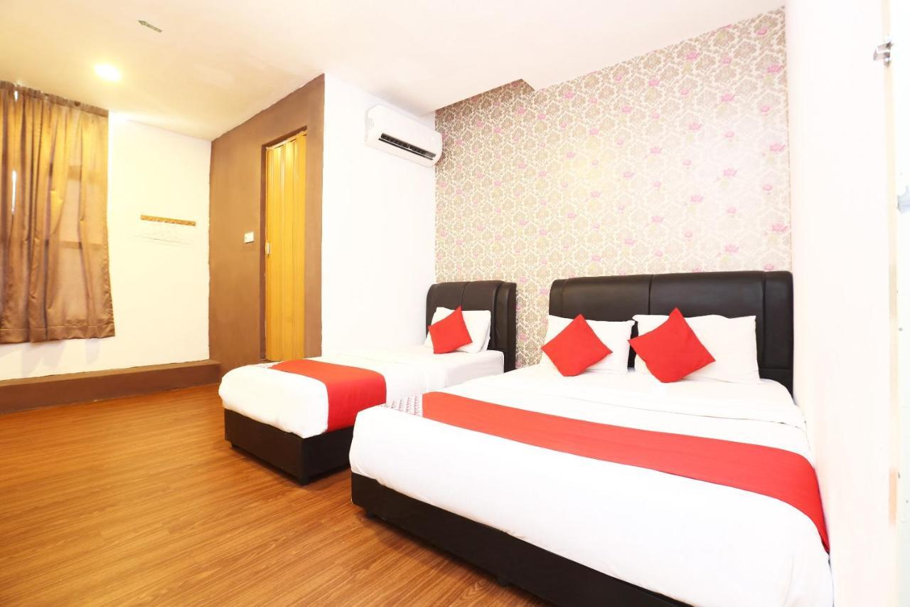 OYO 717 Mr J Hotel Wakaf Che Yeh 2 Eksteriør billede